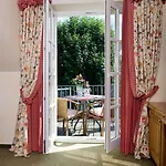 Romantik Knippschild